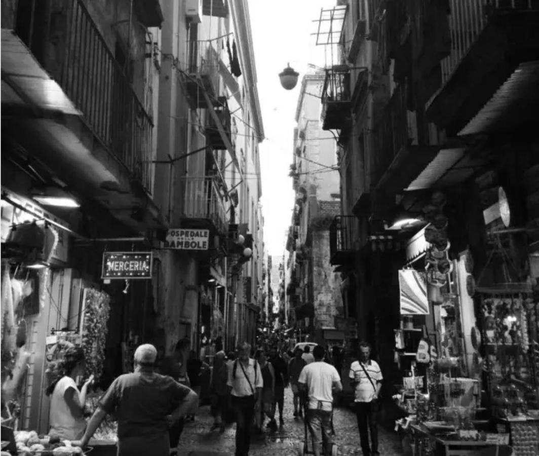 Suite San Gennaro Bis Naples Exterior photo